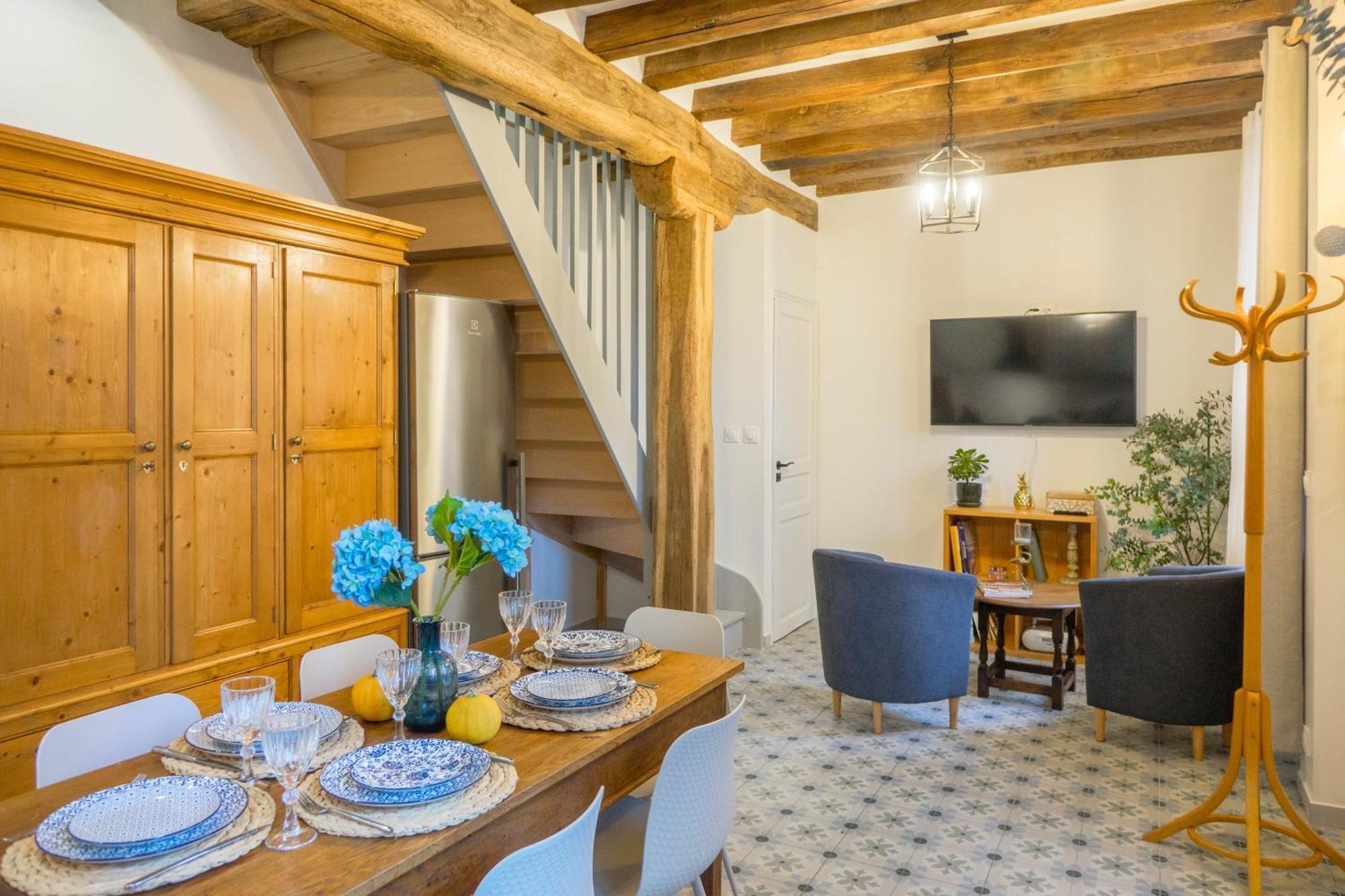 Domaine De Charme Au Coeur D'Orleans Classe 3 Etoiles - Bords De Loire - 21 Couchages Avec Parkings Prives Orléans Exterior foto